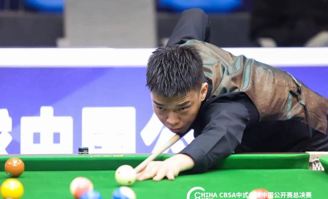 队员抓住机 队员抓住机